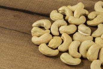 Nauka potvrdila. Brojne zdravstvene prednosti konzumiranja indijskog oraha Nauka potvrdila. Brojne zdravstvene prednosti konzumiranja indijskog oraha