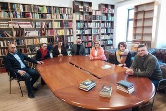 FCJK ugostio Herbičkovu: Dogovoreni dalji koraci u cilju povezivanja i afirmisanja kulturnih i društvenih vrijednosti FCJK ugostio Herbičkovu: Dogovoreni dalji koraci u cilju povezivanja i afirmisanja kulturnih i društvenih vrijednosti