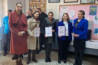 Ambasada SAD: Donacija školi u Murinu pomoći će da rade u u ugodnijem okruženju Ambasada SAD: Donacija školi u Murinu pomoći će da rade u u ugodnijem okruženju