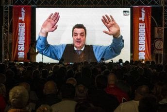 Tri kompanije Duška Kneževića da vrate 3,95 miliona Tri kompanije Duška Kneževića da vrate 3,95 miliona