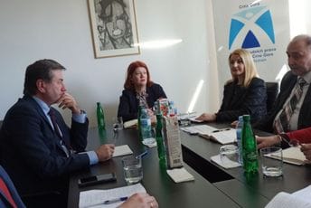 Bjeković sa Herasimenkom: Sudbine ljudi pogođenih ratnim dešavanjima i njihova iskustva su u fokusu institucija za zaštitu ljudskih prava Bjeković sa Herasimenkom: Sudbine ljudi pogođenih ratnim dešavanjima i njihova iskustva su u fokusu institucija za zaštitu ljudskih prava