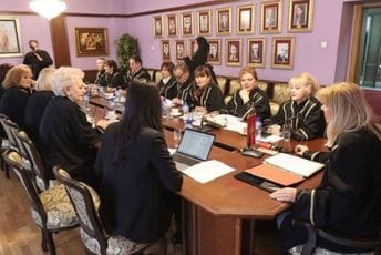 Koncentracija nelegitimnih ovlašćenja traje 18 mjeseci Sa Opšte sjednice Vrhovnog suda koja nije predložila Vučković za kandidatkinju za predsjednicu