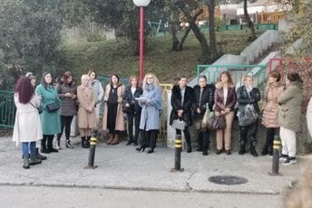 Ministarstvo ih ignoriše, pa će svake sedmice protestovati: Traže zaštitu od samovolje i mobinga Ministarstvo ih ignoriše, pa će svake sedmice protestovati: Traže zaštitu od samovolje i mobinga