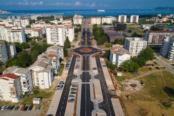 Mensa testira bazičnu inteligenciju u Baru Mensa testira bazičnu inteligenciju u Baru