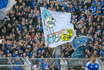 Napalo ih stotinak huligana: Navijači Šalkea teško povrijeđeni na putu ka Berlinu Napalo ih stotinak huligana: Navijači Šalkea teško povrijeđeni na putu ka Berlinu