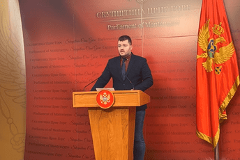 Koprivica: Bečić ima najveće šanse, kompatibilan je za funkciju predsjednika Koprivica: Bečić ima najveće šanse, kompatibilan je za funkciju predsjednika