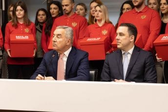 Državna izborna komisija utvrdila kandidaturu Đukanovića Državna izborna komisija utvrdila kandidaturu Đukanovića