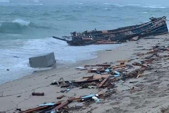 Raste broj mrtvih u nesreći kod Kalabrije: Trenutno je 59 žrtava, ali se strahuje da ih ima još Raste broj mrtvih u nesreći kod Kalabrije: Trenutno je 59 žrtava, ali se strahuje da ih ima još