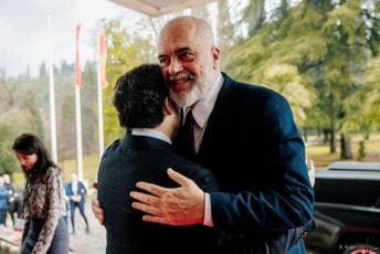 U okviru balkanske ture: Rama sjutra sa Abazovićem u Vili Gorica U okviru balkanske ture: Rama sjutra sa Abazovićem u Vili Gorica