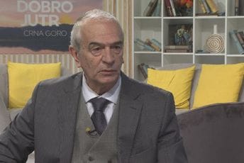 Lutovac: Ceh zbog višemjesečne blokade Ustavnog suda biće veliki Lutovac: Ceh zbog višemjesečne blokade Ustavnog suda biće veliki