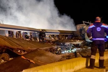 Teška nesreća u Grčkoj: U sudaru vozova poginule 32 osobe, više od 80 povrijeđenih