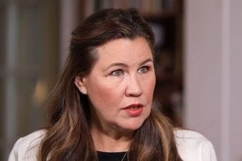 Ben David: Žalosno što je politička situacija u Crnoj Gori već duže vrijeme nestabilna, želimo što prije da vidimo kako se vraća na pravi put Ben David: Žalosno što je politička situacija u Crnoj Gori već duže vrijeme nestabilna, želimo što prije da vidimo kako se vraća na pravi put