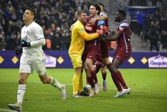 Čuda se ne dešavaju večeras samo u Engleskoj: Marsej na krcatom Velodromu ispao od drugoligaša Čuda se ne dešavaju večeras samo u Engleskoj: Marsej na krcatom Velodromu ispao od drugoligaša