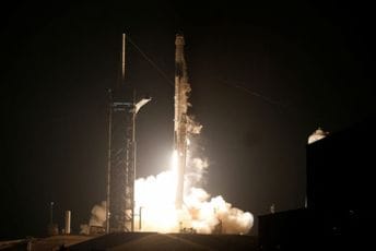 Lansiran SpaceX - u posadi astronauti iz Amerike, Rusije i Emirata Lansiran SpaceX - u posadi astronauti iz Amerike, Rusije i Emirata