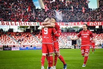 Gleda ih po 50 hiljada navijača: Nakon propasti i Serije D, legendarni klub je na pragu Serije A
