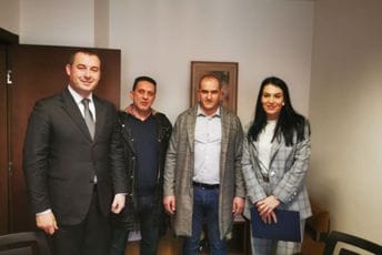 Šćekić: Gradiće se stanovi za oko 300 zaposlenih u zdravstu, objekat će biti u Zagoriču Šćekić: Gradiće se stanovi za oko 300 zaposlenih u zdravstu, objekat će biti u Zagoriču