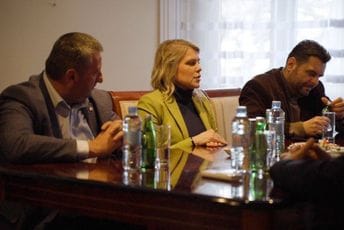 Vuksanović-Stanković: Zaslužujem podršku rukovodstva Bošnjačke stranke a posebno njihovih birača Vuksanović-Stanković: Zaslužujem podršku rukovodstva Bošnjačke stranke a posebno njihovih birača