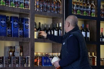 U Iraku stupila na snagu zabrana uvoza alkohola U Iraku stupila na snagu zabrana uvoza alkohola