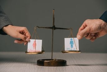 Žene u Crnoj Gori su među najobespravljenijim u regiji Žene u Crnoj Gori su među najobespravljenijim u regiji