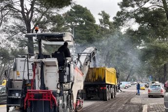 Ekipe Puteva počele sanaciju Ljubljanske ulice Ekipe Puteva počele sanaciju Ljubljanske ulice