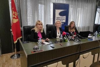 Bakić: Nemaju svi građani u državi jednaku mogućnost da se informišu Bakić: Nemaju svi građani u državi jednaku mogućnost da se informišu