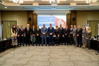 Adžić: Crna Gora prati međunarodne standarde u oblasti borbe protiv pranja novca i finansiranja terorizma Adžić: Crna Gora prati međunarodne standarde u oblasti borbe protiv pranja novca i finansiranja terorizma