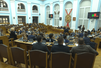 Danas bez glasanja o Zakonu o lokalnoj samoupravi, nastavak sjednice biće naknadno poznat Danas bez glasanja o Zakonu o lokalnoj samoupravi, nastavak sjednice biće naknadno poznat