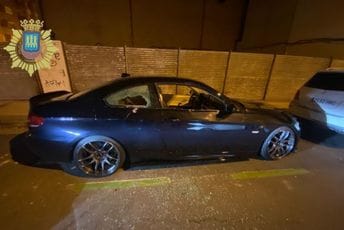 Španac demolirao BMW da ga njegov pijani sin ne bi vozio Španac demolirao BMW da ga njegov pijani sin ne bi vozio