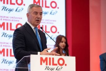 Đukanović: Bili smo oaza stabilnosti a danas rak rana Evrope, agoniju što prije prekinuti Đukanović: Bili smo oaza stabilnosti a danas rak rana Evrope, agoniju što prije prekinuti