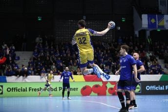 U našoj grupi odigran prvi meč: BiH nam se primakla nakon dramatične utakmice u Prištini U našoj grupi odigran prvi meč: BiH nam se primakla nakon dramatične utakmice u Prištini