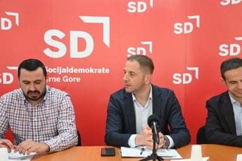 Šehović i Mugoša: Aktuelna vlast za dvije i po godine ozbiljno ugrozila temeljne vrijednosti ove države Šehović i Mugoša: Aktuelna vlast za dvije i po godine ozbiljno ugrozila temeljne vrijednosti ove države