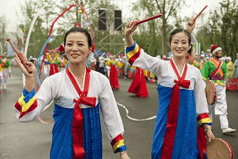 Od sjevernokorejskih žena se traži da budu "cvijeće odanosti" tako što će imati više djece Od sjevernokorejskih žena se traži da budu "cvijeće odanosti" tako što će imati više djece