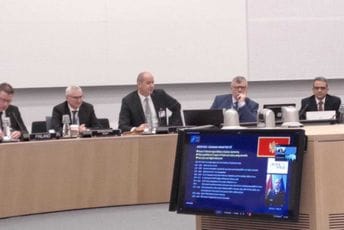 Potpukovnik Sič izabran za predsjedavajućeg NATO Savjetodavne grupe za plovidbenost Potpukovnik Sič izabran za predsjedavajućeg NATO Savjetodavne grupe za plovidbenost