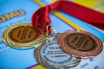 Kengur bez granica: Matematičko takmičenje u 14 gradova Crne Gore Kengur bez granica: Matematičko takmičenje u 14 gradova Crne Gore