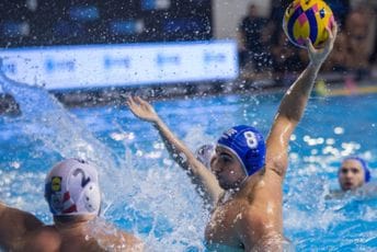 Rutina Španije, Grčka bolja od Srbije, 'ajkule' sjutra čeka najbitniji meč Rutina Španije, Grčka bolja od Srbije, 'ajkule' sjutra čeka najbitniji meč