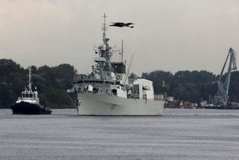 U Split stiže grupa NATO brodova, planirane velike vojne vježbe na moru U Split stiže grupa NATO brodova, planirane velike vojne vježbe na moru