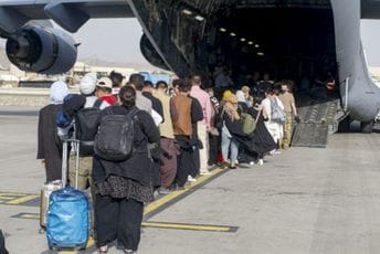 Republikanci pokreću istragu protiv Bajdena zbog povlačenja iz Avganistana Republikanci pokreću istragu protiv Bajdena zbog povlačenja iz Avganistana