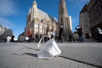 Austrija: Oni koji budu željeli i dalje da nose zaštitne maske mogli bi da se suoče sa kaznom Austrija: Oni koji budu željeli i dalje da nose zaštitne maske mogli bi da se suoče sa kaznom