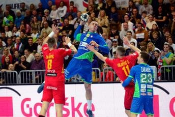 U finišu presudio kvalitet: Crna Gora poražena u Kopru, Slovenija osigurala nastup na Euru U finišu presudio kvalitet: Crna Gora poražena u Kopru, Slovenija osigurala nastup na Euru