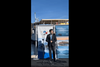 Abazović: Trajektu “30. avgust” mirno more Abazović: Trajektu “30. avgust” mirno more