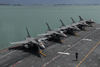 Francuska blizu da prestigne Rusiju kao drugi najveći izvoznik oružja u svijetu Jedna od osnovica francuskog izvoza su avioni Rafale