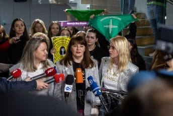Poljska: Aktivistkinja osuđena zbog pomaganja žrtvi nasilja da abortira Poljska: Aktivistkinja osuđena zbog pomaganja žrtvi nasilja da abortira