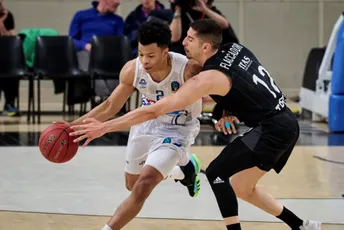 Kakva šteta: 'Plavi' na odmor otišli uz minus 21, pa preokrenuli, a na kraju ipak izgubili u Italiji Kakva šteta: 'Plavi' na odmor otišli uz minus 21, pa preokrenuli, a na kraju ipak izgubili u Italiji