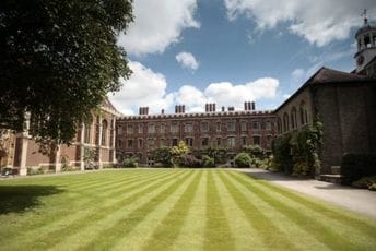 Oksford i Kembridž bez kineskih naučnika – odbijeni u strahu od špijunaže Oksford i Kembridž bez kineskih naučnika – odbijeni u strahu od špijunaže