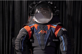 NASA predstavila novo odijelo za slijetanje astronauta na Mjesec NASA predstavila novo odijelo za slijetanje astronauta na Mjesec