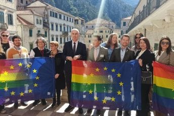 Đeka: U Crnoj Gori do danas sklopljeno preko 20 istopolnih brakova Đeka: U Crnoj Gori do danas sklopljeno preko 20 istopolnih brakova