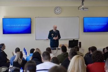 General Lazarević: Opasnost od direktne vojne prijetnje smanjena, ali se ne može isključiti General Lazarević: Opasnost od direktne vojne prijetnje smanjena, ali se ne može isključiti