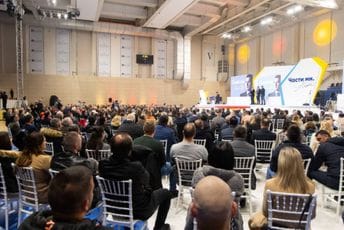 "Milatoviću odustani od kandidature i podrži Bečića" "Milatoviću odustani od kandidature i podrži Bečića"