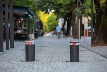 Hidraulični stubić od sjutra u Bokeškoj ulici Hidraulični stubić od sjutra u Bokeškoj ulici