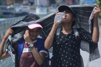 U školu kao na plažu: Zbog vrućine, učenici u Argentini mogu na nastavu u kupaćim kostimima Ilustracija